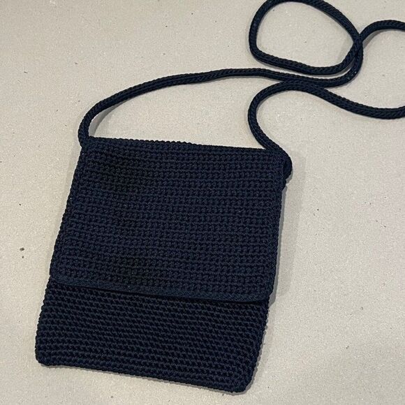 The Sak Navy Blue Artisan Made Crochet Boho Chic Zip-Top Crossbody Bag - Picture 1 of 7